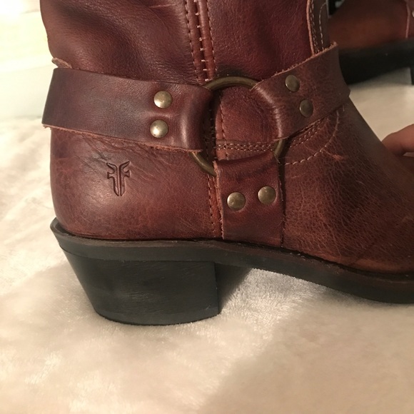 FRYE BOOTS - Picture 2 of 4